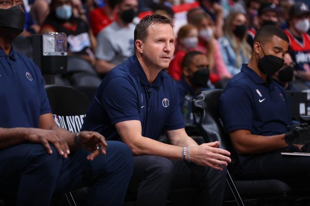 黄金甲体育官方网站-NBA换帅大军再添两员 奇才求突破鹈鹕又动荡